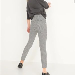 Old Navy Houndstooth High Waisted Pixie Pants